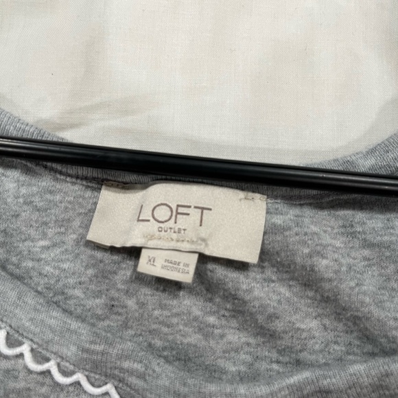 Decorative Loft Tank - Picture 3 of 3